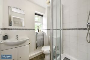 En-Suite - click for photo gallery